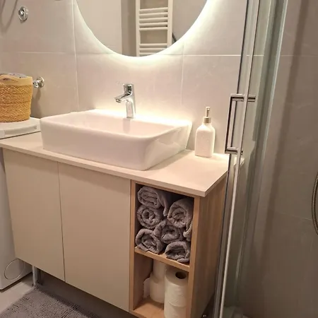 Myka Sa Privatnim Parkingom *